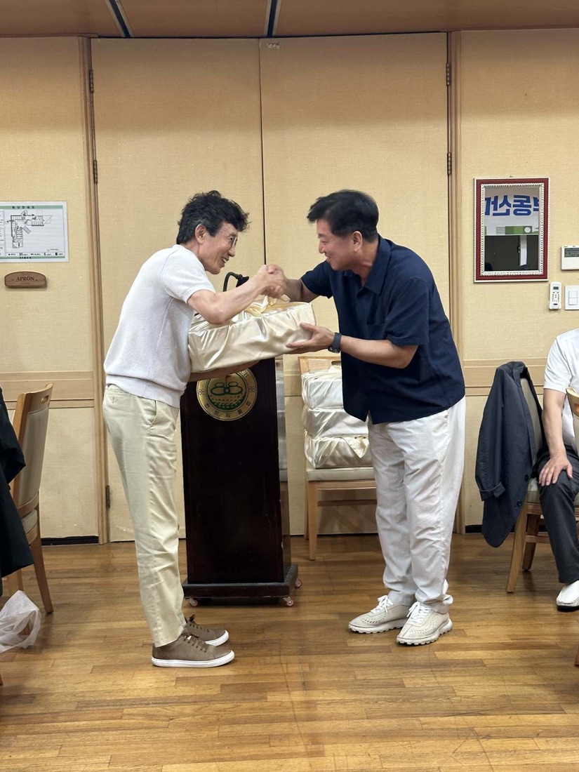 롱기스트 시상