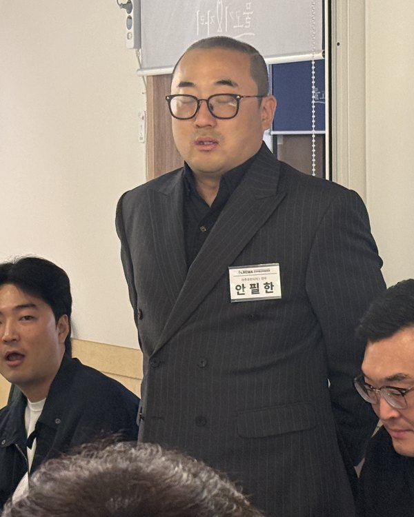 안필한 전무